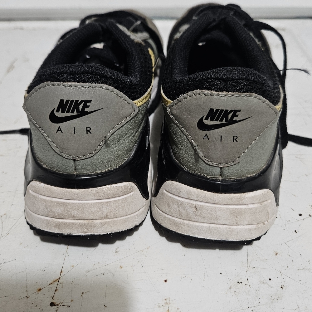 Nike Airmax SYSTM Boys 4Y Black/Dark Stucco/Black/Saturn Gold! - Picture 6 of 8